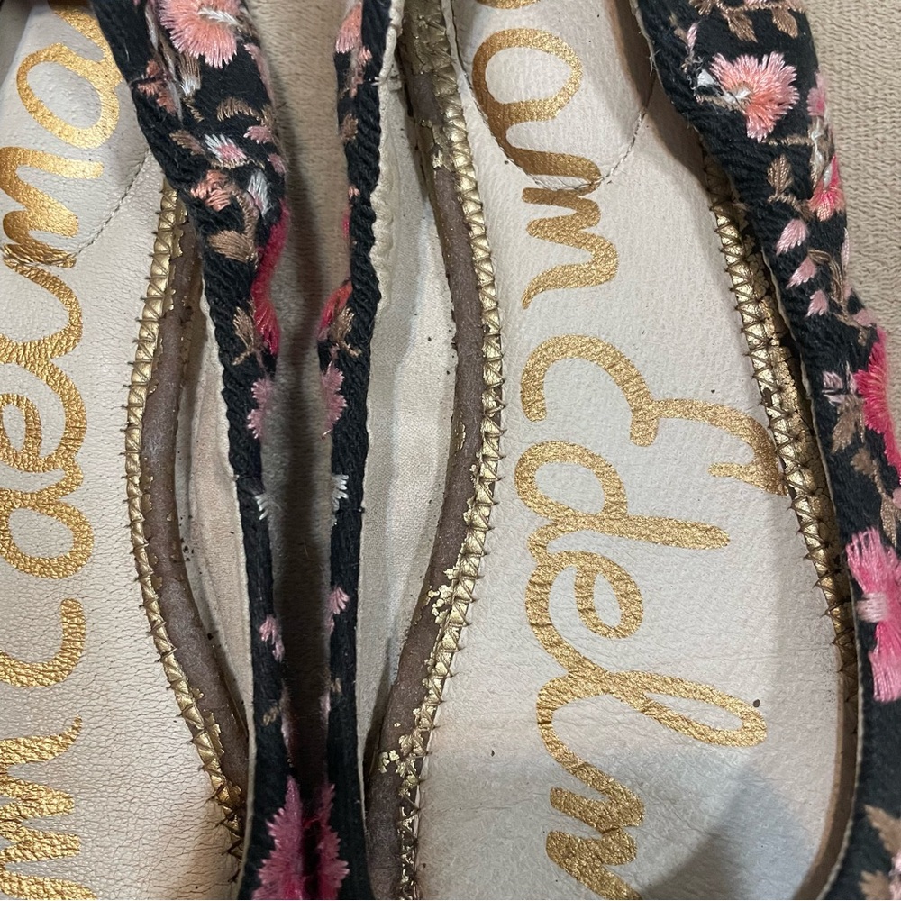 Sam Edelman Black Floral Embroidered Ballet Flats with Pink Flowers. - Picture 7 of 9
